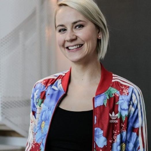 Hanna-Mari Hannikainen UniSportin hieroja potretti.
